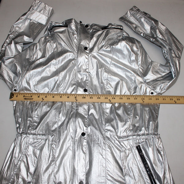 DKNY Jacket Sz M Silver Metallic Hooded Pockets 100% Nylon Polyester Jacket