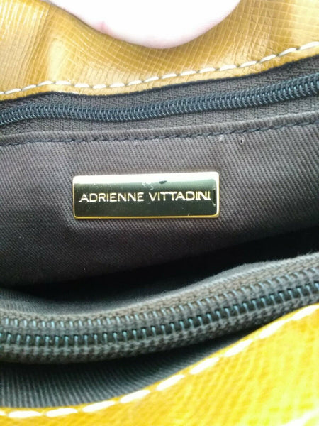 Adrienne Vittadini Sz 10 x 15 Camel Top Stitch Zip Satchel Purse