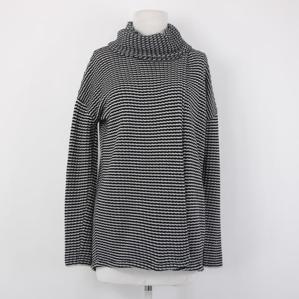 Cabi Sweater Sz S Black White Turtleneck Open Back Overlap 100% Cotton Sweater