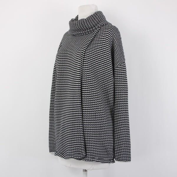 Cabi Sweater Sz S Black White Turtleneck Open Back Overlap 100% Cotton Sweater