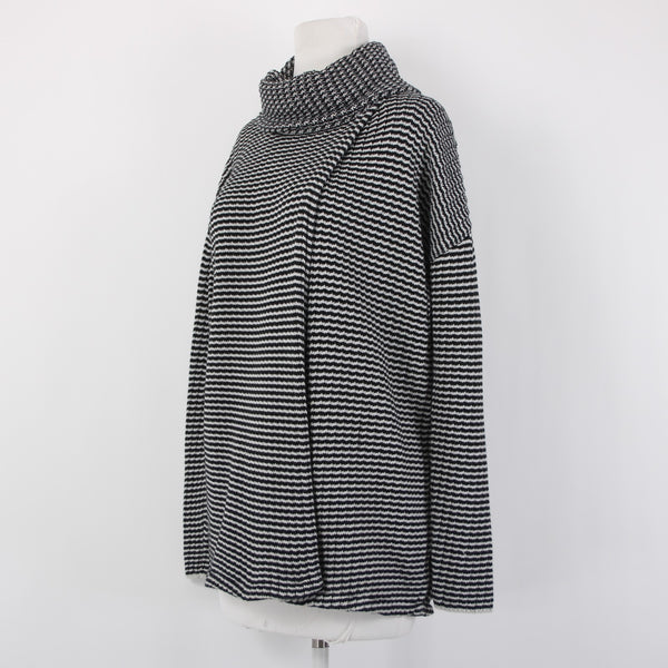 Cabi Sweater Sz S Black White Turtleneck Open Back Overlap 100% Cotton Sweater