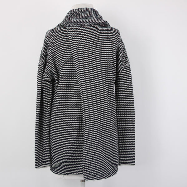 Cabi Sweater Sz S Black White Turtleneck Open Back Overlap 100% Cotton Sweater