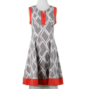 Robbie Bee Signature Sz 4P Gray White Coral Geometric Poly Blend Knit Dress