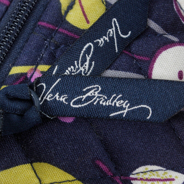Vera Bradley 7 x 9 x 1 Navy Blue Multi Zip Top Flap Pocket Adj Crossbody Purse