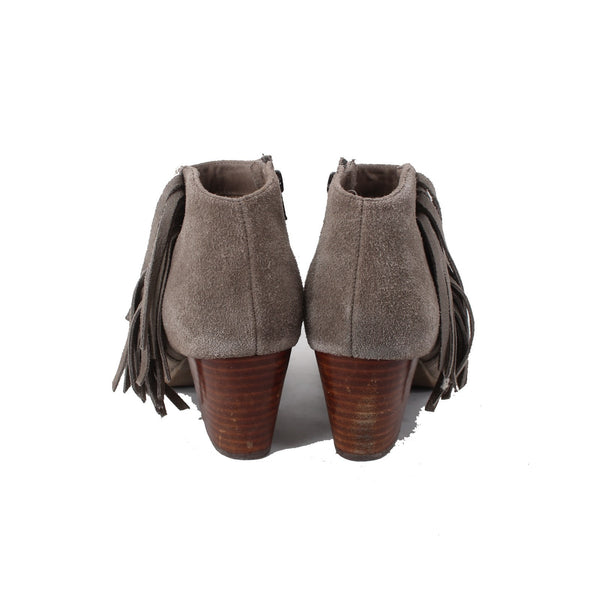 Vionic Boots Sz 8 Brown Fringe Side Zipper Detail Faux Suede 2.5" Ankle Boots