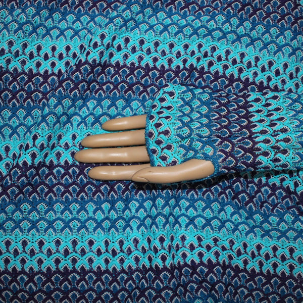 Moving Comfort Top NEW Sz L Blue Aqua Open Knit 100% Nylon Top