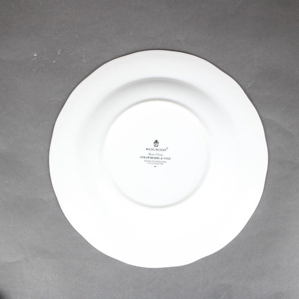 Wedgewood 1988 Strawberry & Vine Fine Bone China White 9" x 1" Shallow Bowl