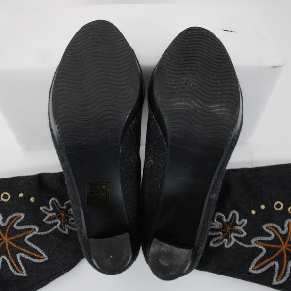 Midnight Velvet Sz 8.5 M Gray Brown Leaf Design Wool Fabric 3.5" Boots