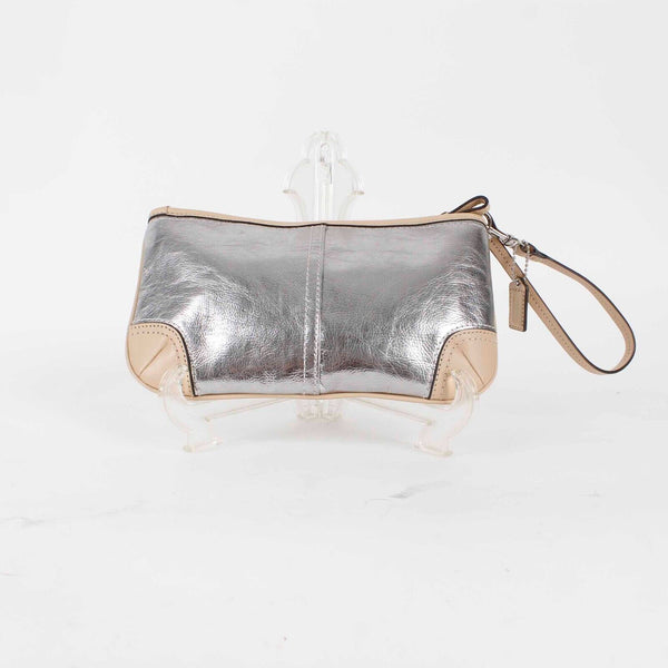 Coach 6 x 10 x .5 Silver Tan Leather Zip Top Inside Pockets Wristlet