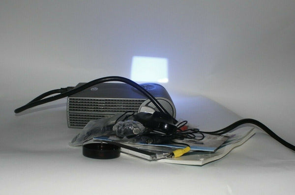 InFocus Model LP330 With Accessories Digital Computer Video Projector