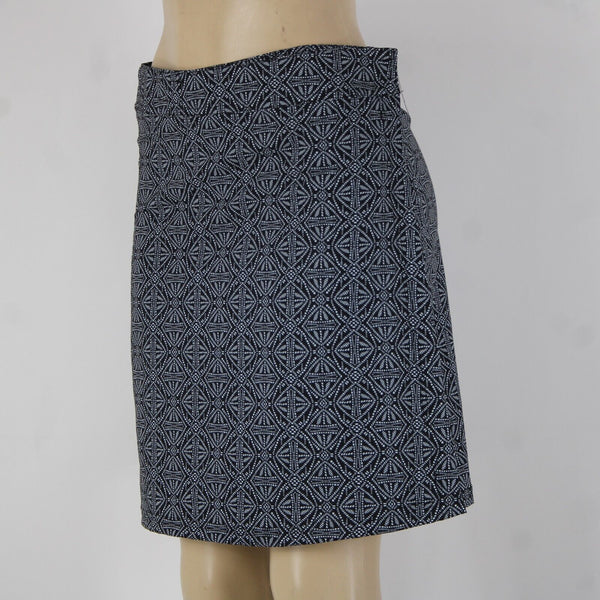 Rip Skirt NEW Black Pearl Batik Sz S Black White Hook Latch Closure Poly Skirt