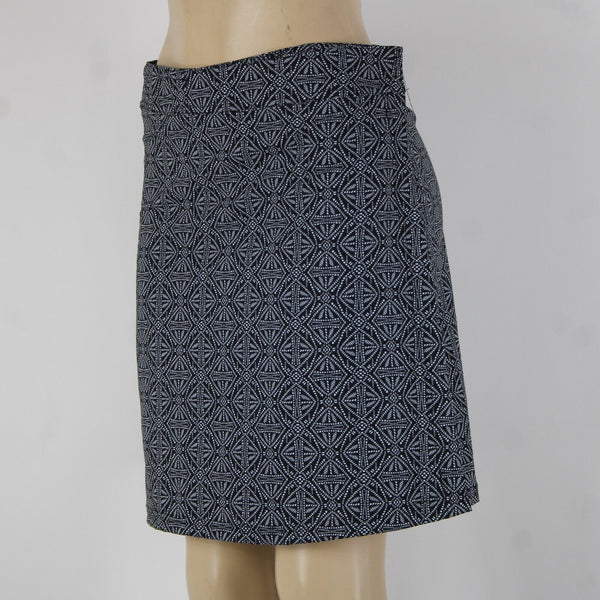 Rip Skirt NEW Black Pearl Batik Sz S Black White Hook Latch Closure Poly Skirt