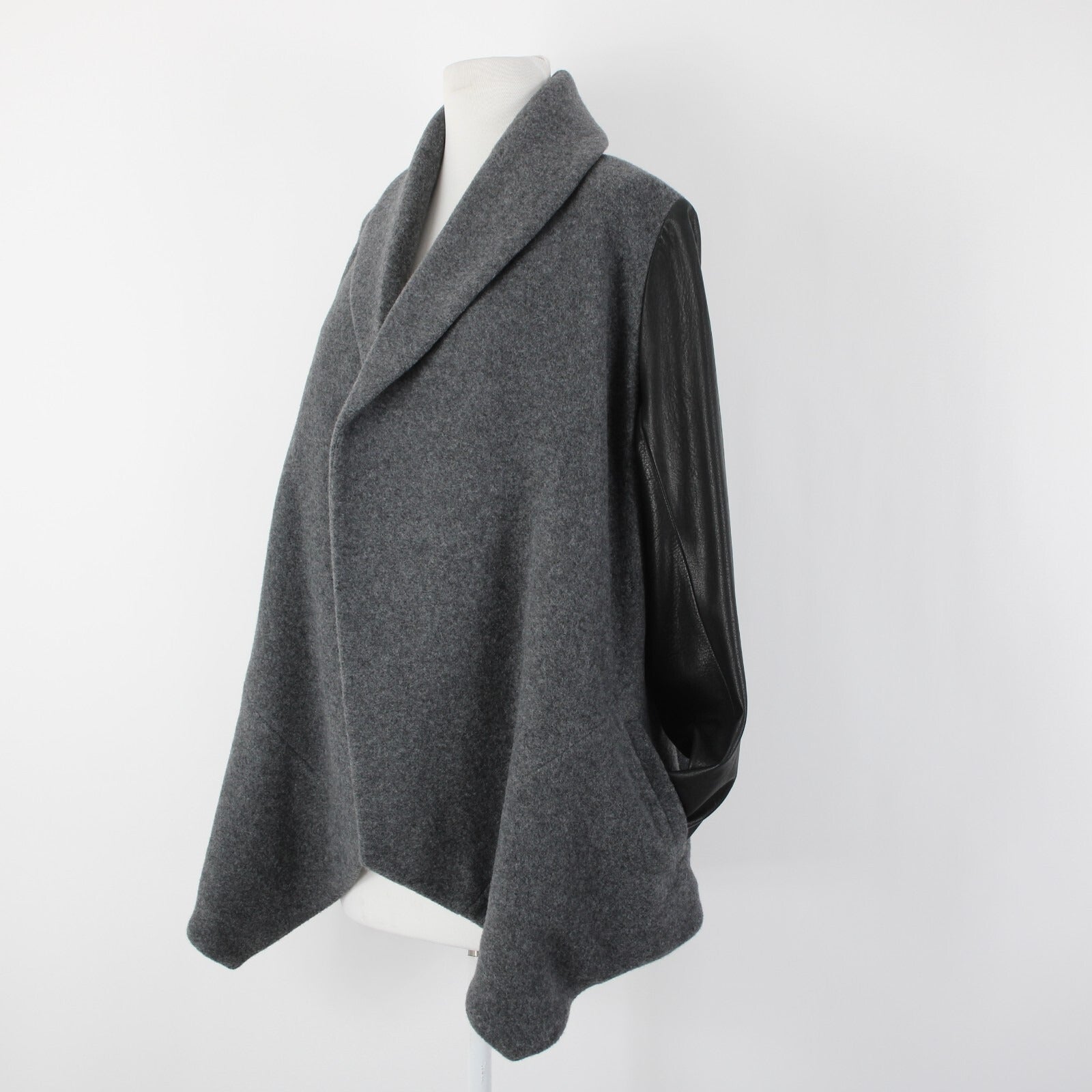 Theory Sz L Gray Black Leather Sleeves Virgin Wool Nylon Cashmere Wrap Sweater