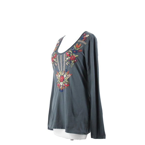 Johnny Was Sz M Gray Red Multicolor Embroidered Round Neck 100% Cotton Poly Top
