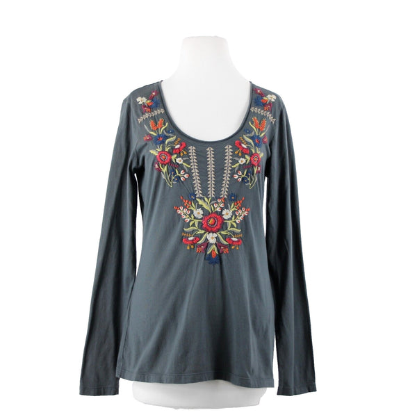 Johnny Was Sz M Gray Red Multicolor Embroidered Round Neck 100% Cotton Poly Top