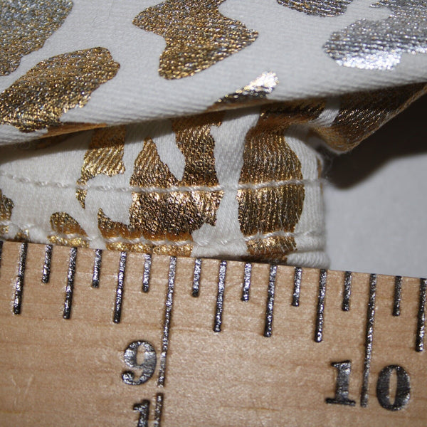 Chicos Platinum Denim Sz 0.5 x 24 White Gold Silver Animal Print Cotton Jeans