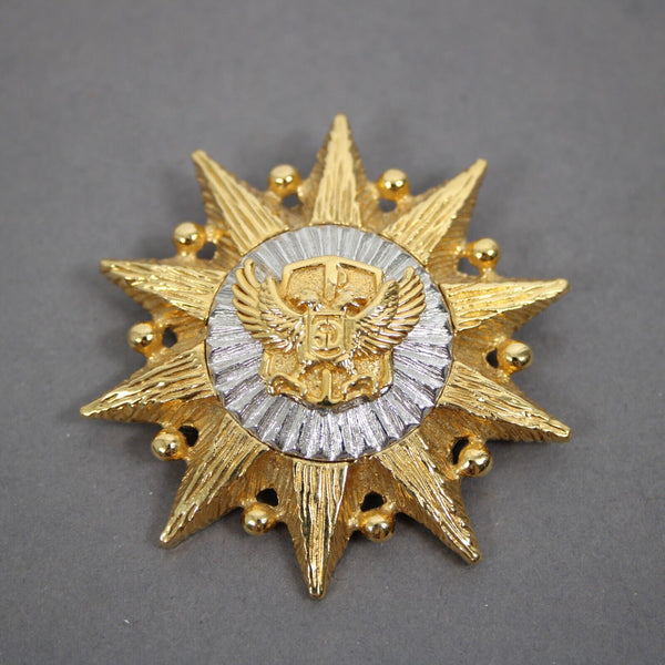 St John Goldtone Sun Burst Logo Eagle 1.75" Zipper Pull