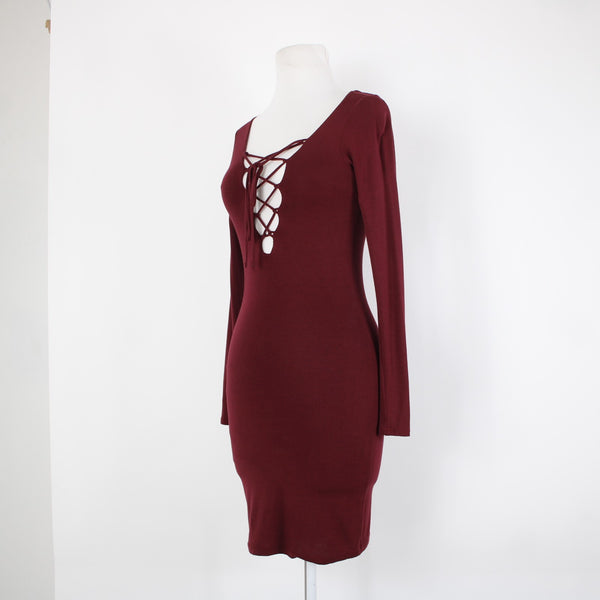 Lulu's Sz XS Burgundy Red Long Sleeve Low Neck Rayon Spandex Dress