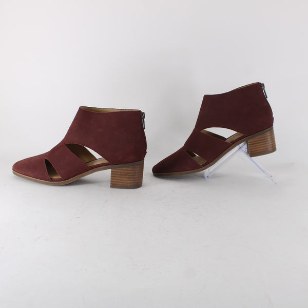 Lucky Brand Booties Sz 9.5 M Burgundy Red Zipper Closed Toe Leather Booties