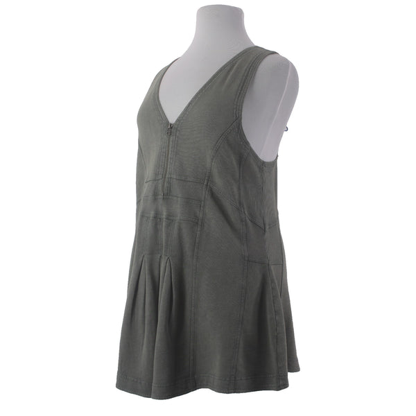 Daily Practice Dress Sz L Green Sleeveless V Neck Peplum Back 100% Cotton Dress