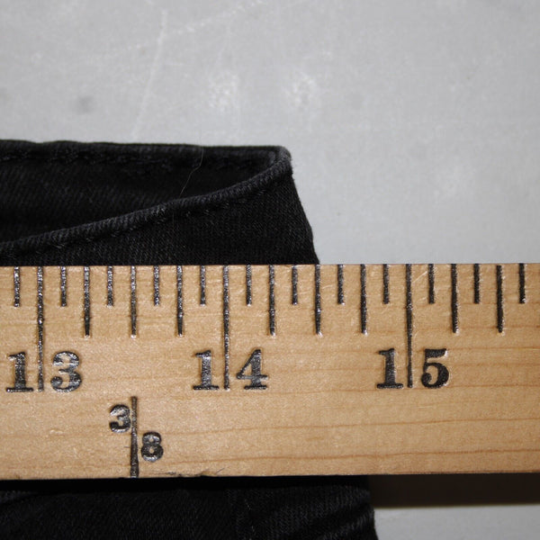 Vanilla Star Sz 11 x 26 Black Red Green Roses Embroid Cotton Spandex Capri Jeans